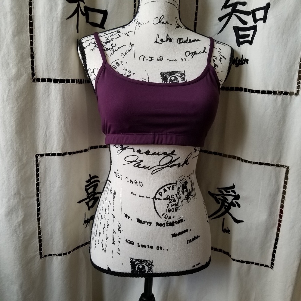 Fabletics sports bras.. size M